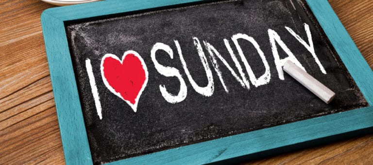 Chalkboard with "I ♥ SUNDAY" written on it.