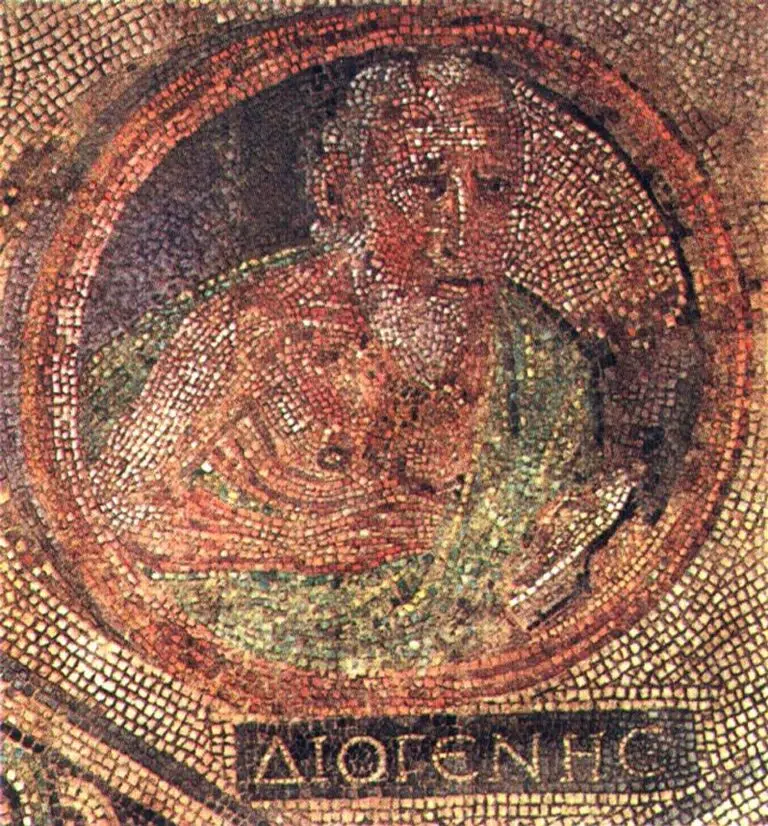 Mosaic of Diogenes, inscribed "ΔΙΟΓΕΝΗΣ". Ancient art representing honesty and simplicity.